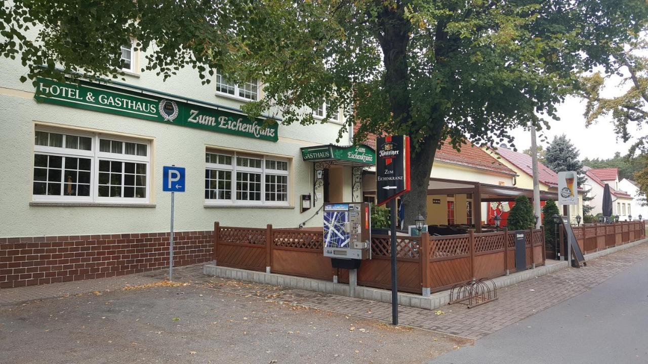 Hotel&Gasthaus Zum Eichenkranz Luckenwalde Exterior foto